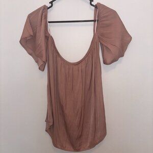 XS Mauve/Light Pink flowy top from Madison & Berkely